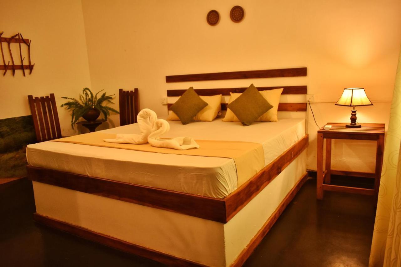 Leisure House Safari Appartement Udawalawe Buitenkant foto