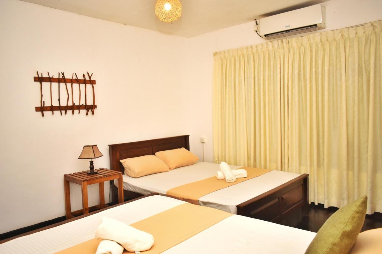 Leisure House Safari Appartement Udawalawe Buitenkant foto