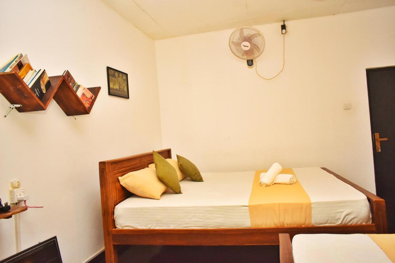 Leisure House Safari Appartement Udawalawe Buitenkant foto