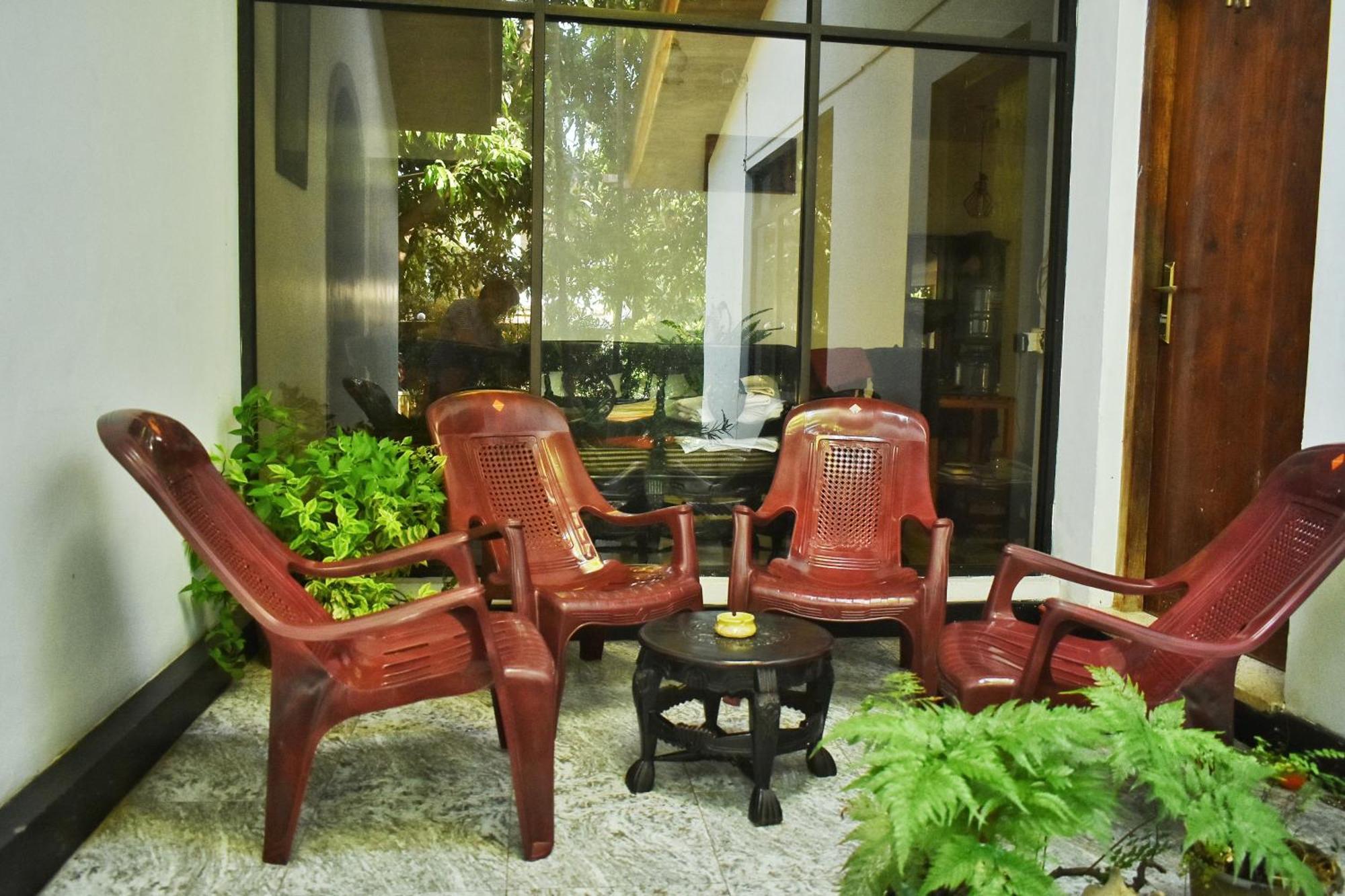 Leisure House Safari Appartement Udawalawe Buitenkant foto